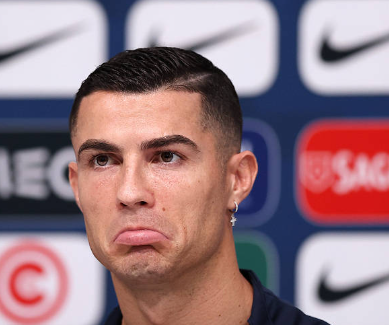 Xui Rủi Hay Số Phận?! Tại Sao CR7 Cứ Bỏ Lỡ Dù Xông Phá Cả Trận?!